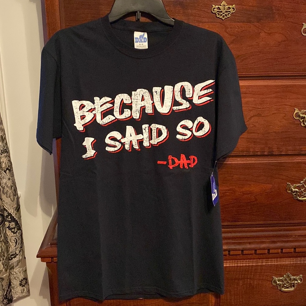 Dad #1 brand graphic tee shirt.